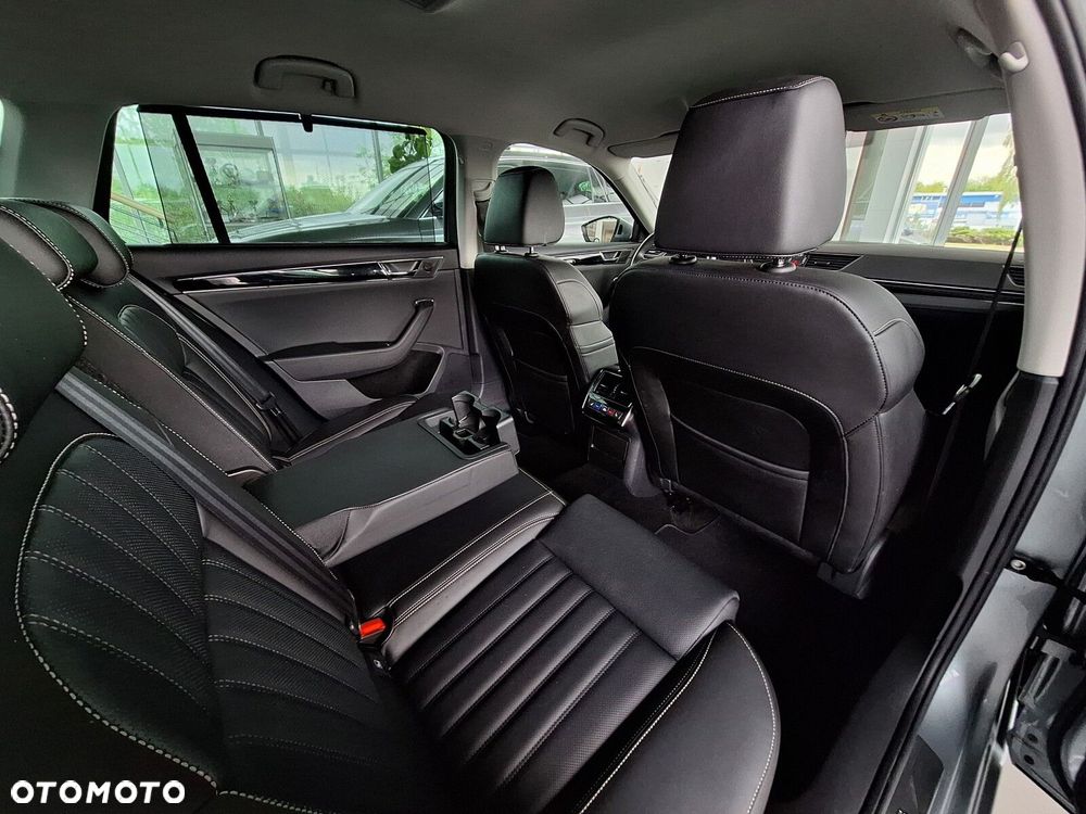 Skoda Superb 2.0 TDI SCR 4x4 L&K DSG - 24