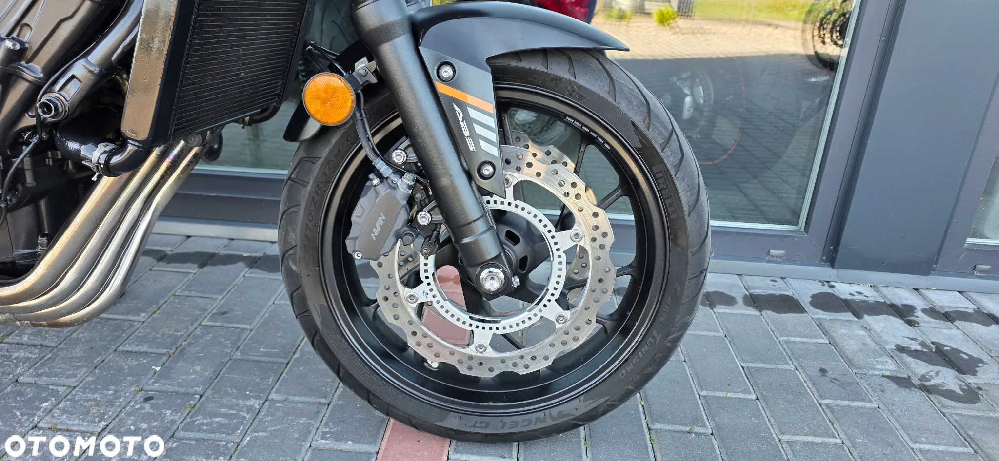 Honda CB - 18