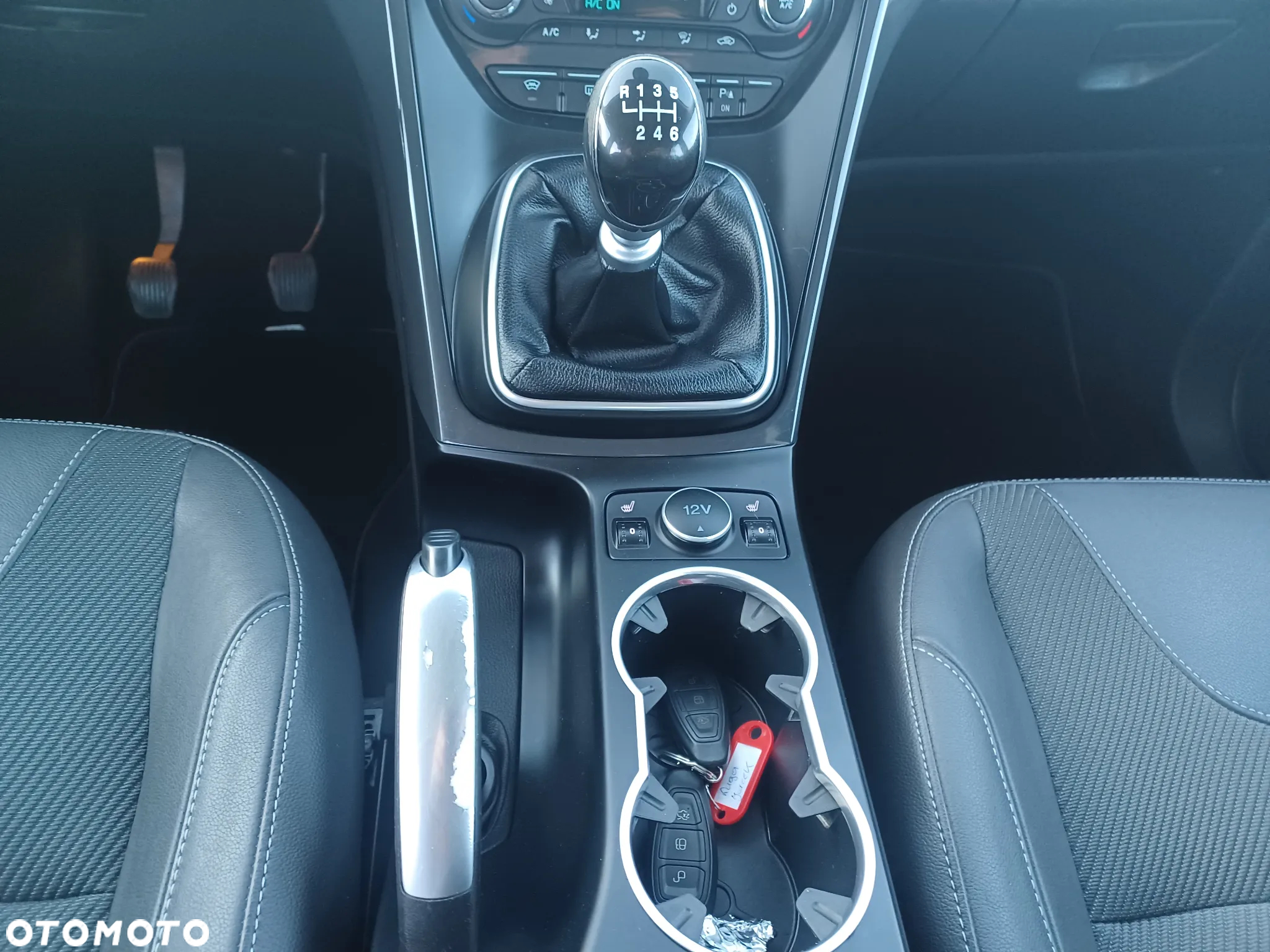 Ford Kuga - 9