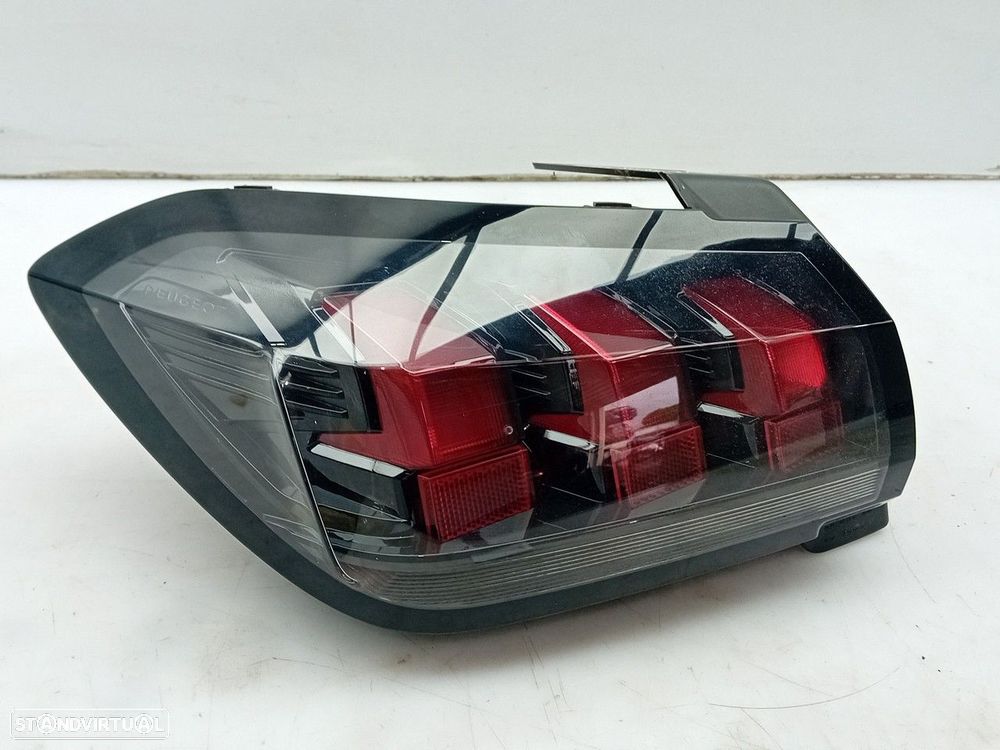 Farolim esquerdo PEUGEOT 208 II - 1