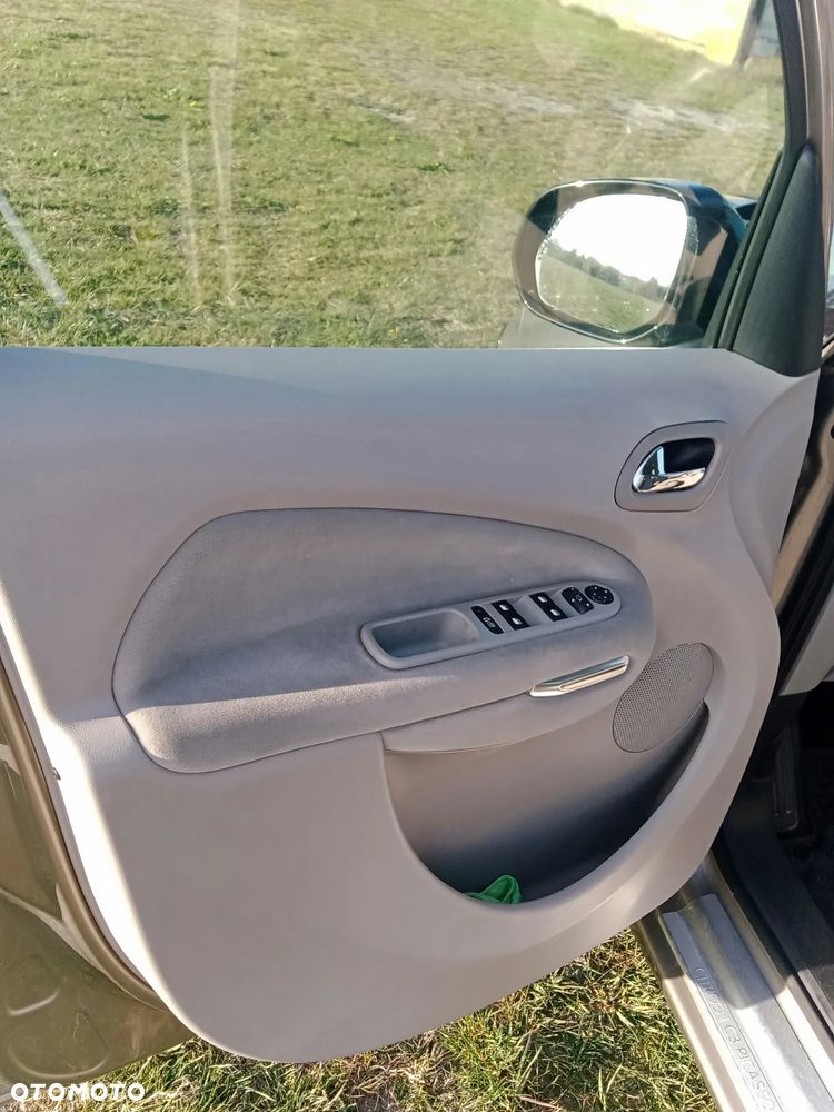 Citroën C3 Picasso 1.6i Exclusive - 11