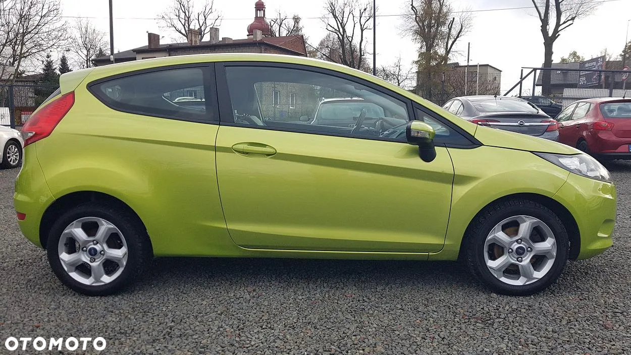 Ford Fiesta 1.25 Ambiente - 12