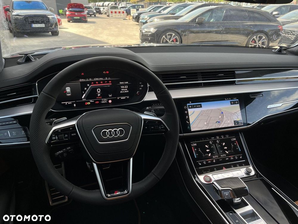 Audi S8 - 19