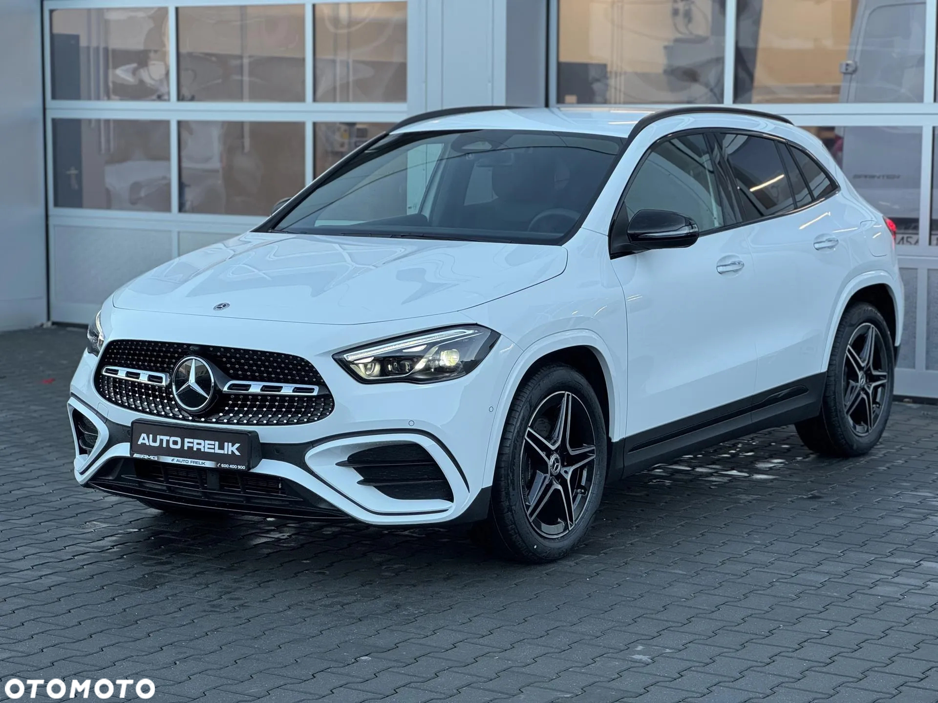 Mercedes-Benz GLA 200 AMG Line - 4