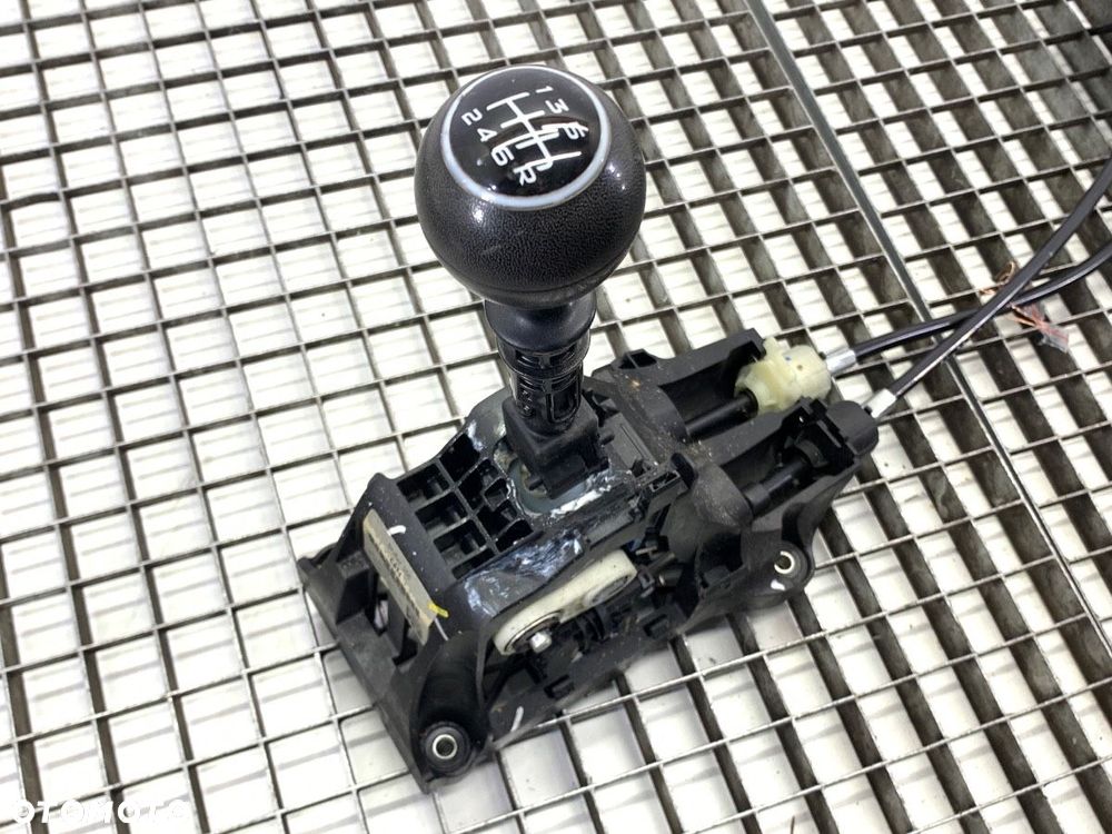 DŹWIGNIA ZMIANY BIEGÓW  FIAT TIPO sedan (356_) 2015 - 2022 1.4 (356SXA1B) 70 kW [95 KM] benzyna - 2