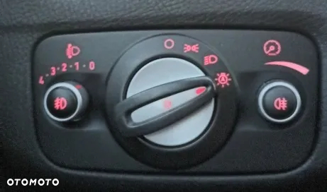 Ford Mondeo 1.6 Ambiente - 11