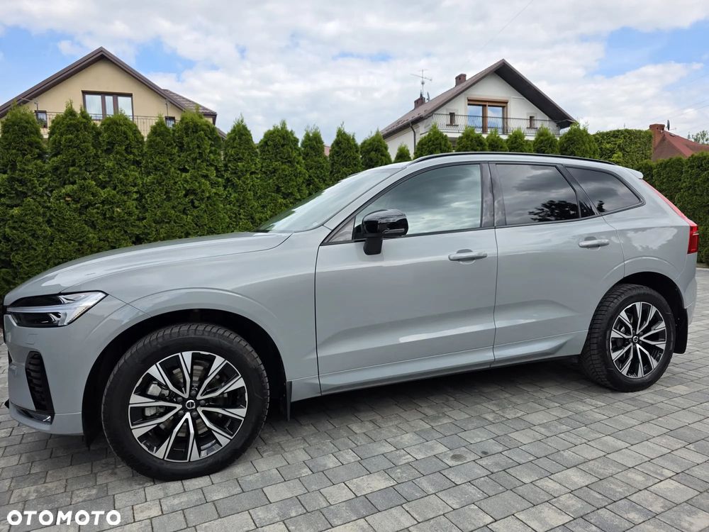 Volvo XC 60 B4 B Plus Dark - 15
