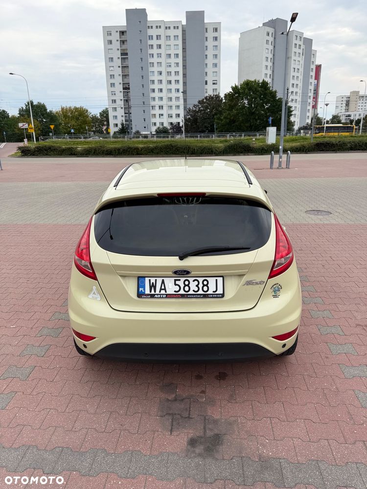 Ford Fiesta 1.25 Ghia - 2