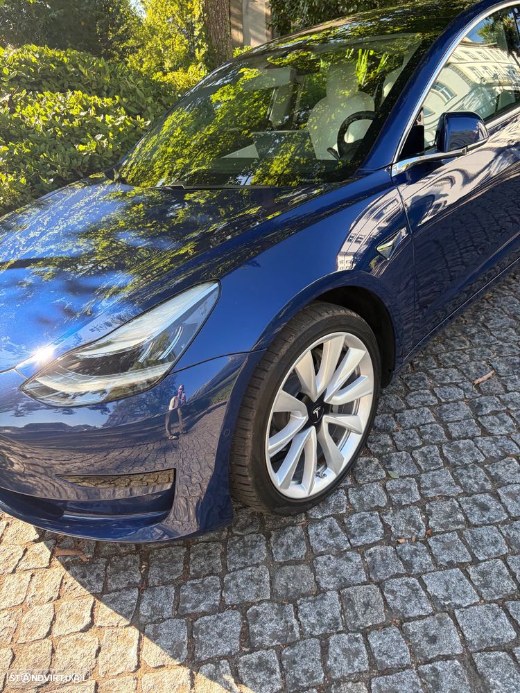 Tesla Model 3 Standard Range Plus RWD - 3