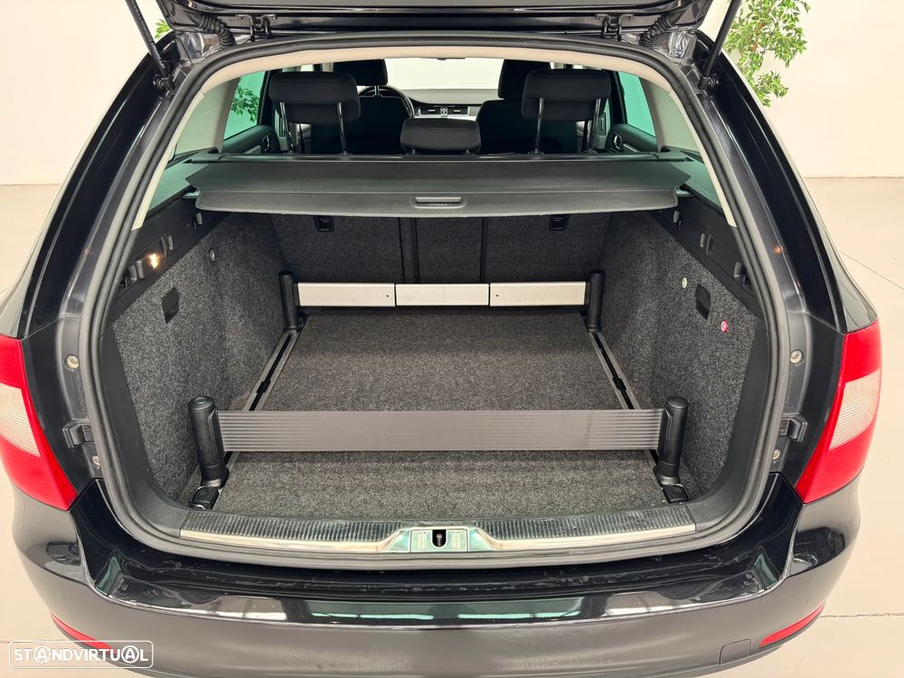 Skoda Superb Break 1.6 TDI Active Greenline - 28