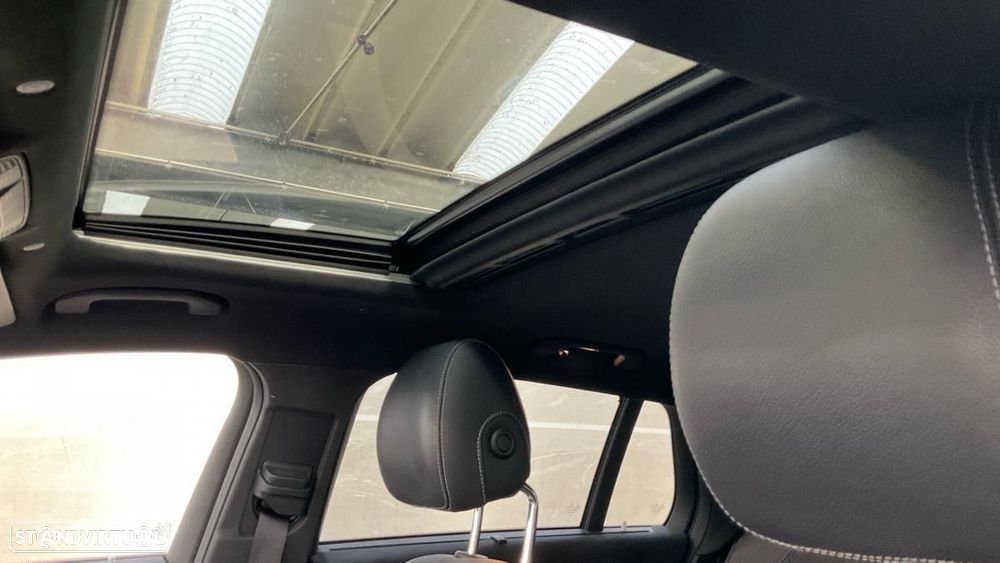 Mercedes-Benz EQC - 12