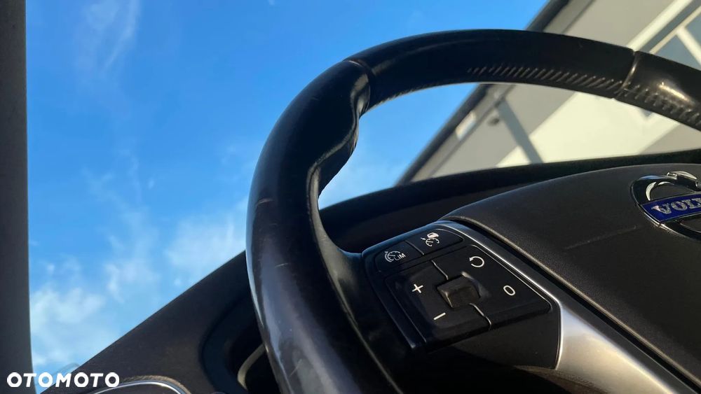 Volvo V40 D4 Inscription - 14