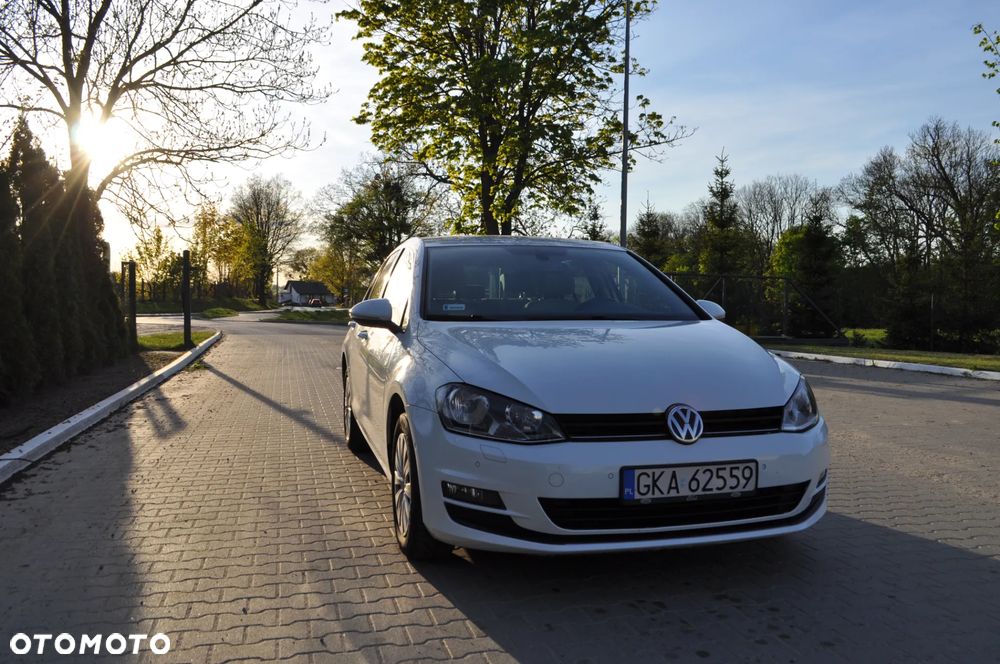 Volkswagen Golf 1.2 TSI Trendline DSG - 9