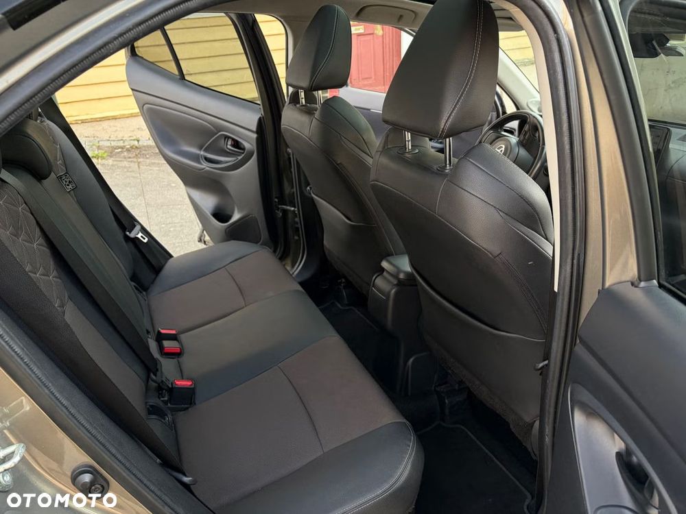 Toyota Yaris Cross 1.5 VVT-i AWD-i Elegant - 12