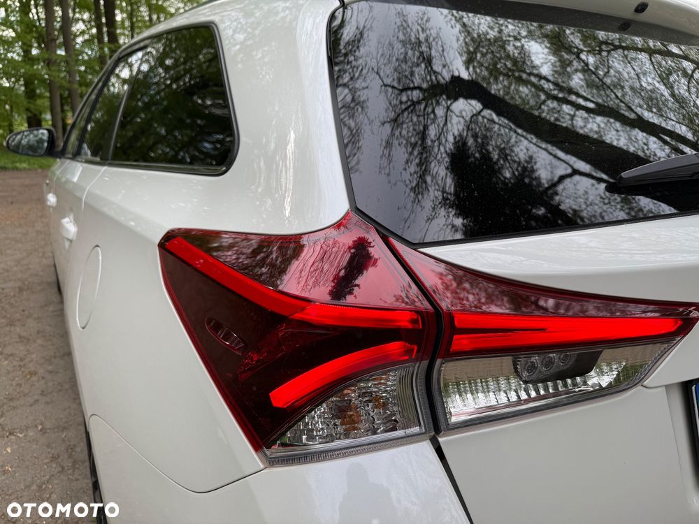 Toyota Auris 1.8 Executive - 20