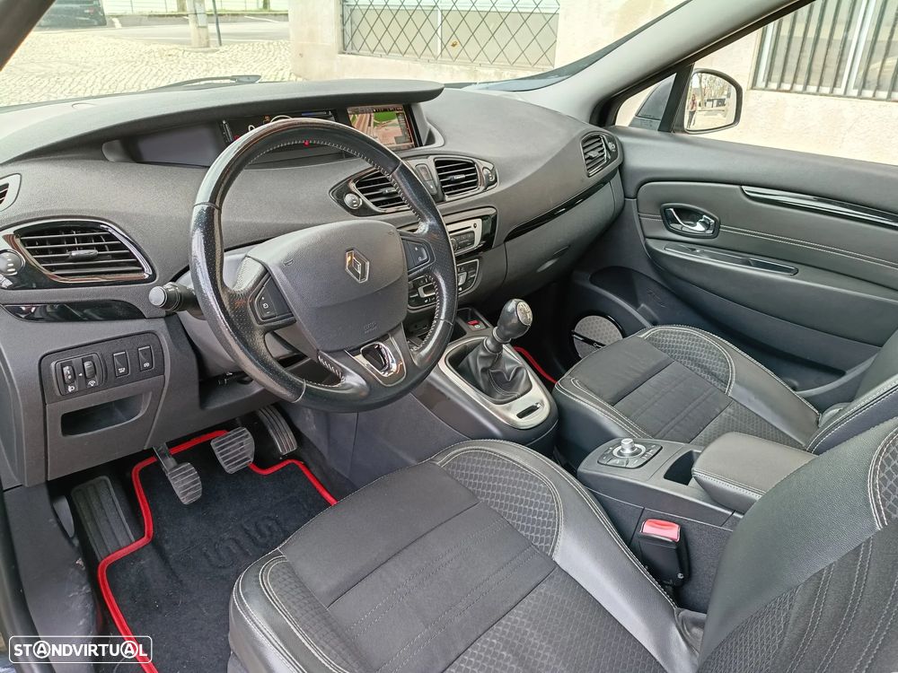 Renault Grand Scénic 1.5 dCi Bose Edition SS - 14