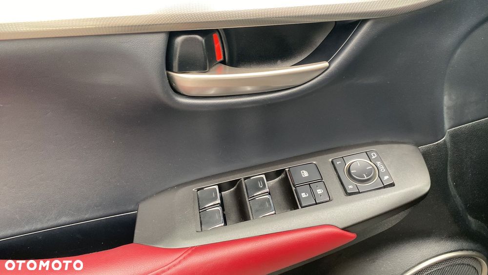 Lexus NX 300h F Impression AWD - 16