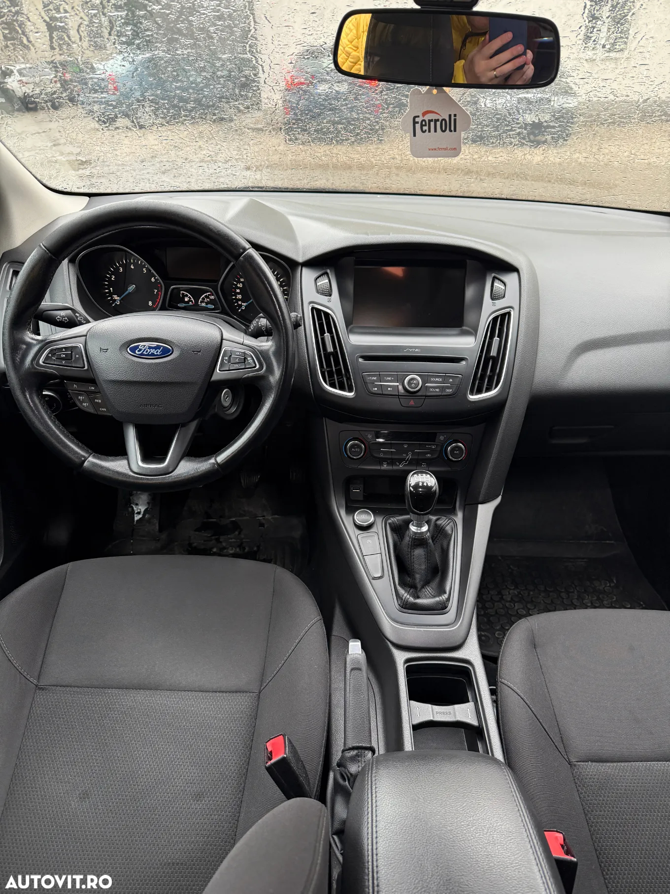 Ford Focus 1.0 EcoBoost Trend - 9