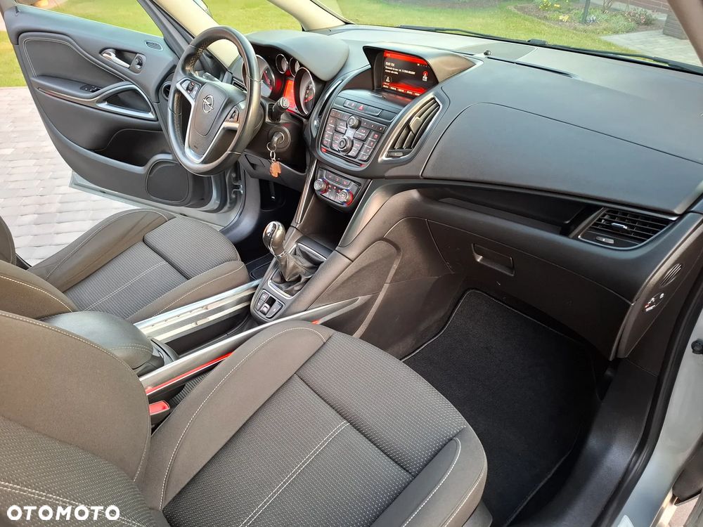 Opel Zafira 2.0 CDTI Enjoy - 11