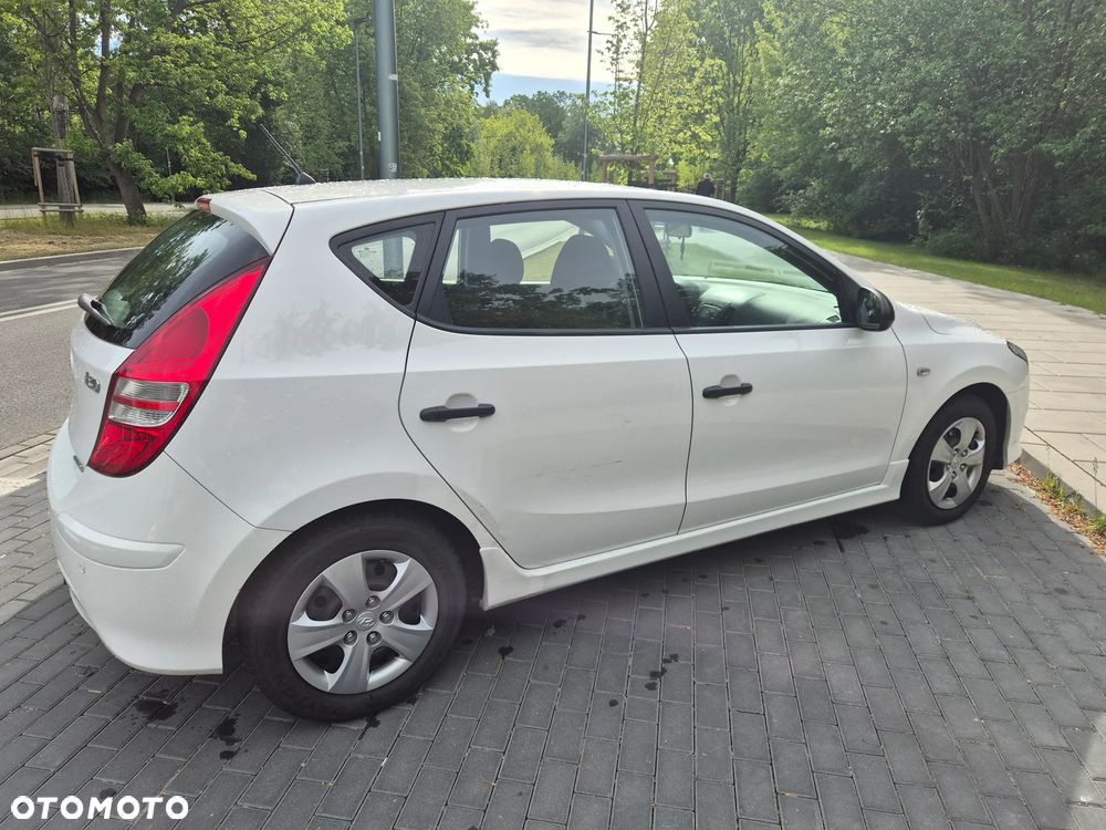 Hyundai i30 1.6 CRDi Classic - 4