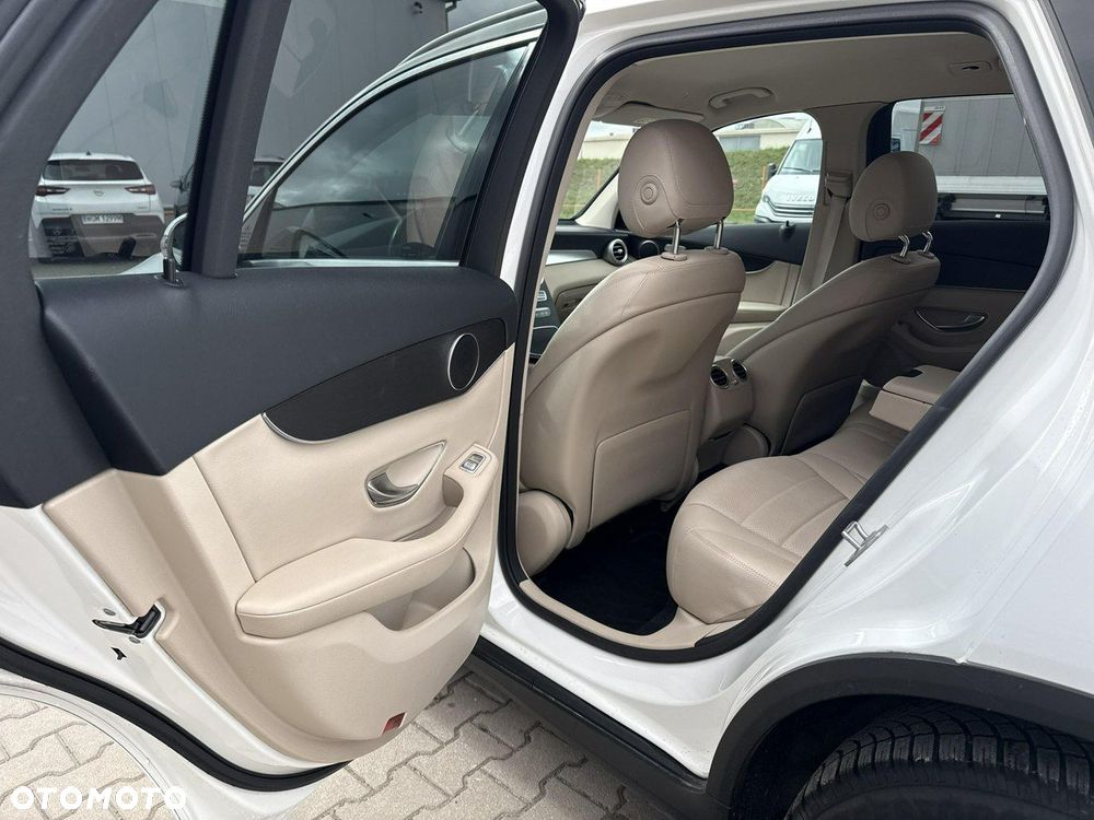 Mercedes-Benz GLC 220 d 4-Matic - 14