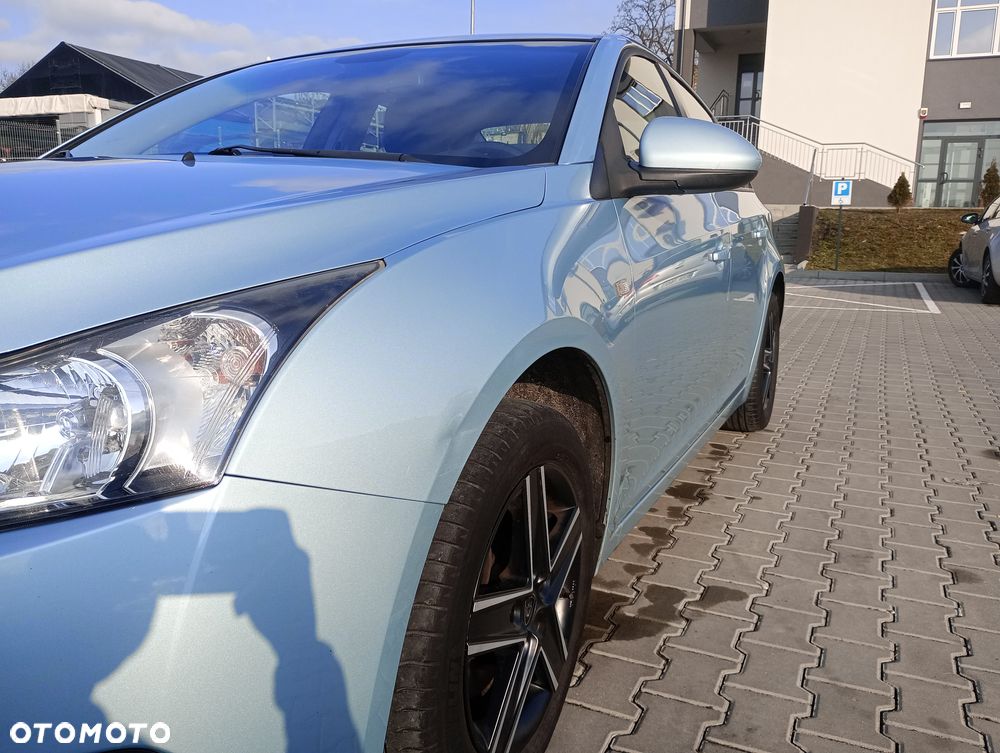 Chevrolet Cruze - 3