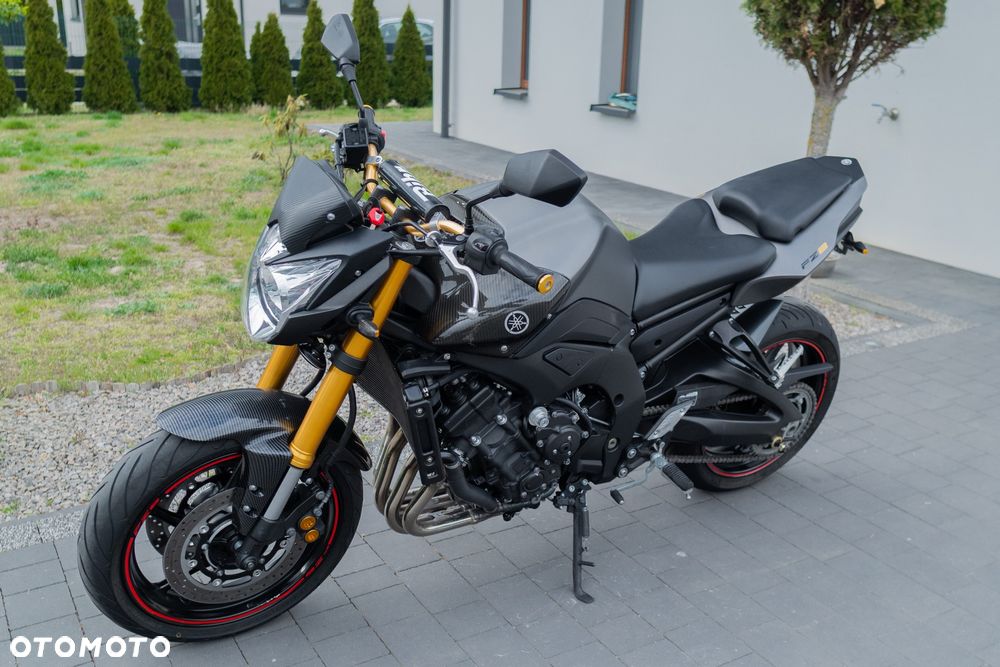 Yamaha FZ8 - 7