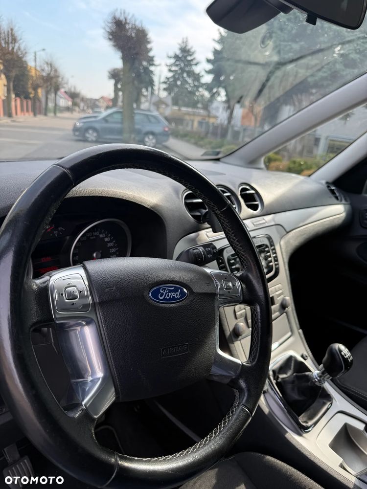 Ford Galaxy 2.0 TDCi Titanium - 9