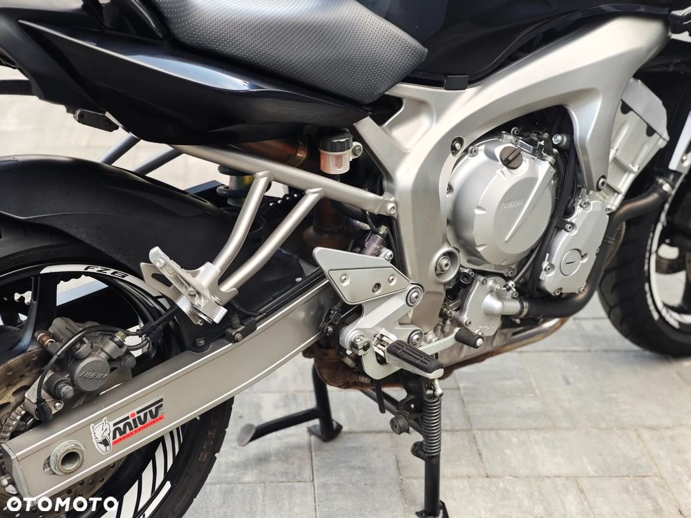 Yamaha FZ6 - 37