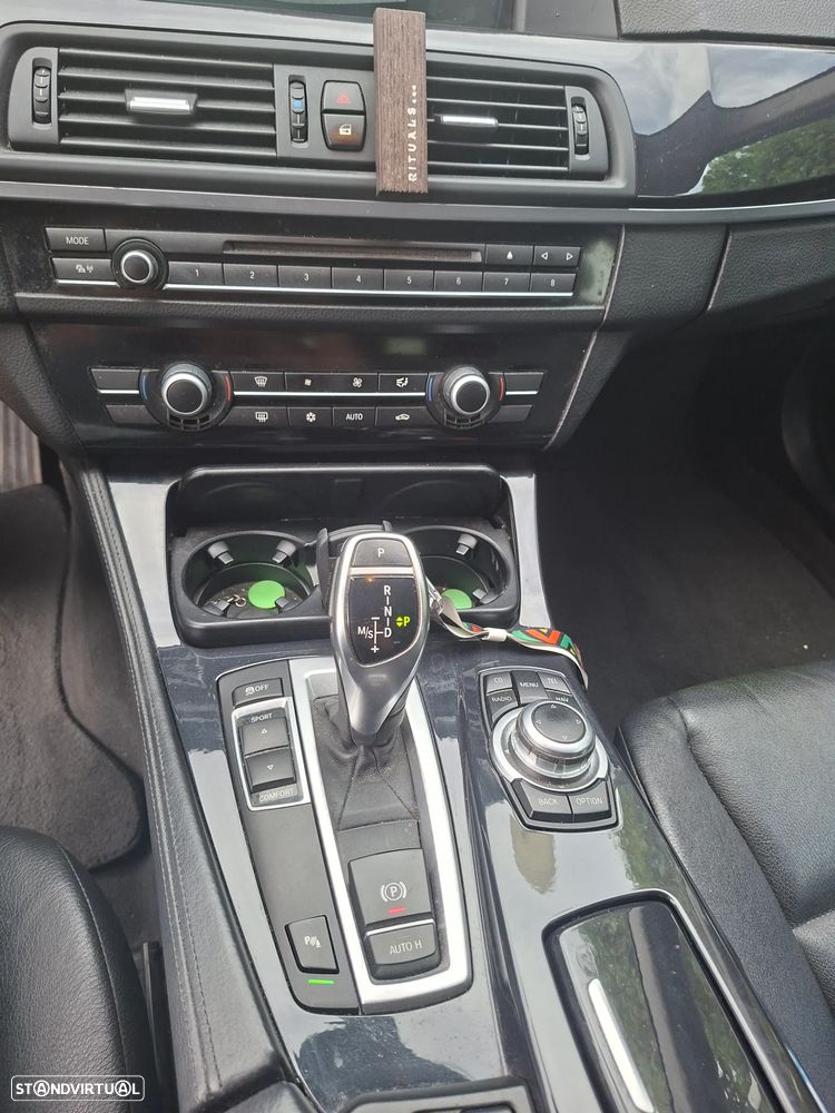 BMW 520 d Auto - 15