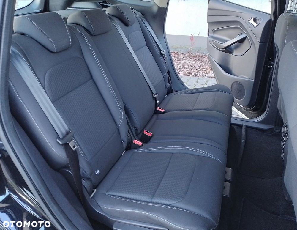 Ford Kuga 2.0 TDCi 4WD Titanium - 34