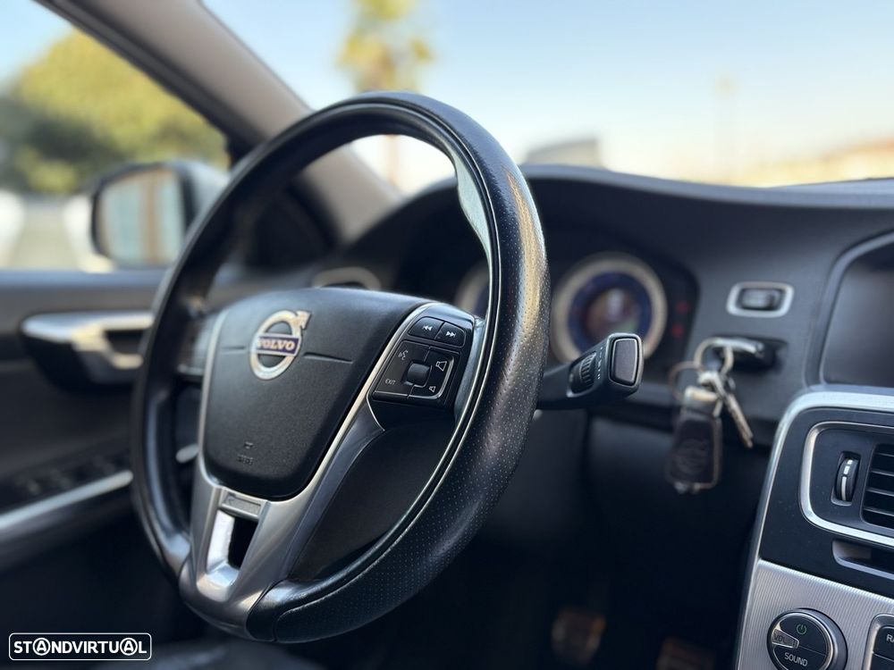 Volvo S60 1.6 D2 R-Design Momentum - 9