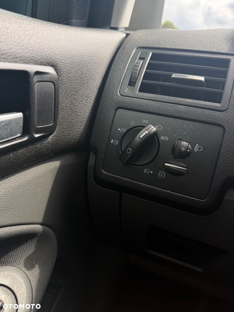 Ford C-MAX 1.8 Titanium - 30