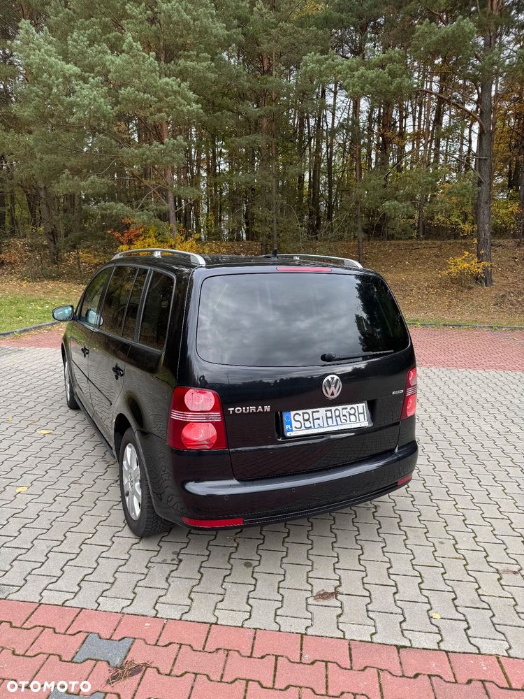 Volkswagen Touran 1.9 TDI R-Line Edition - 6
