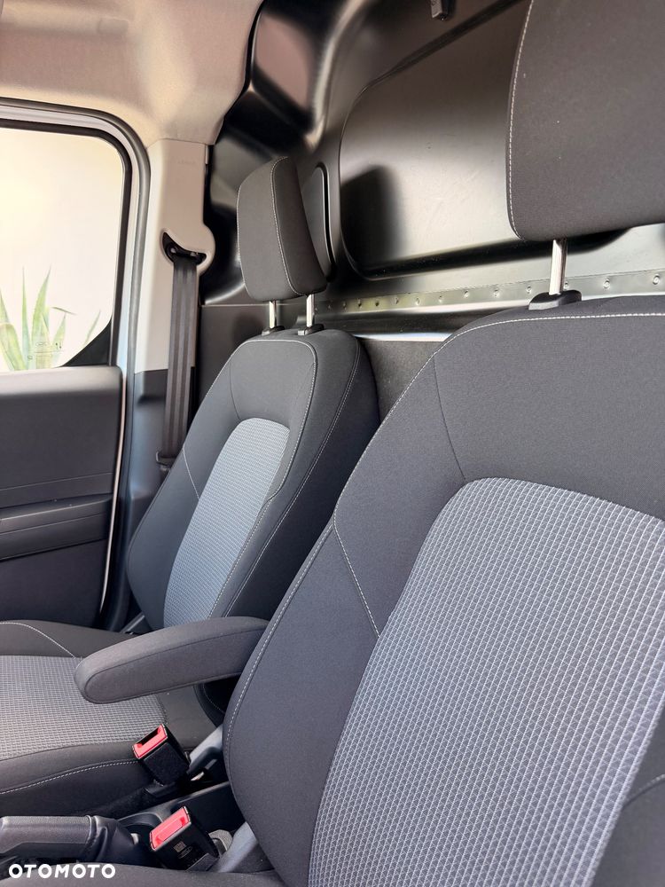 Ford Transit Courier Trend - 26