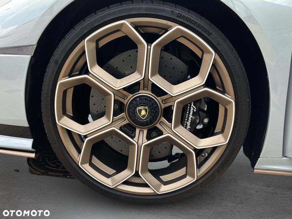Lamborghini Huracan - 11