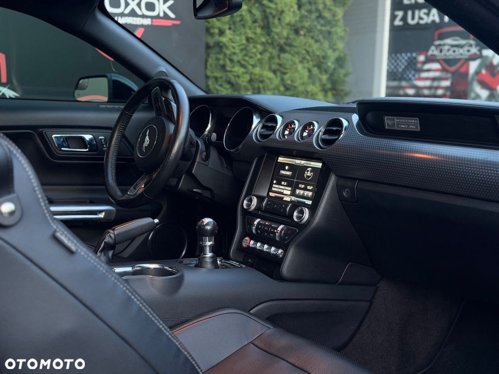 Ford Mustang - 18