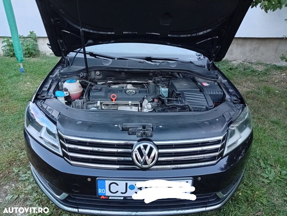 Volkswagen Passat - 4
