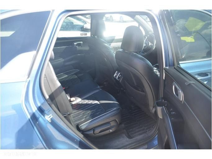 Kia Sorento - 32