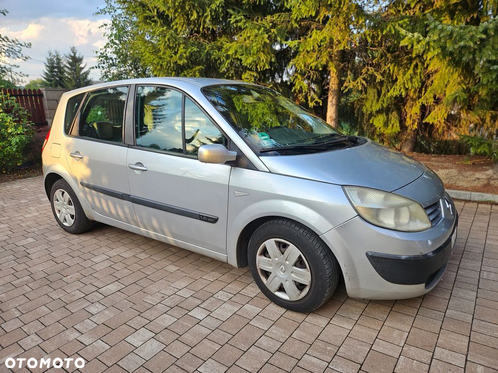 Renault Scenic 1.6 16V Emotion - 1