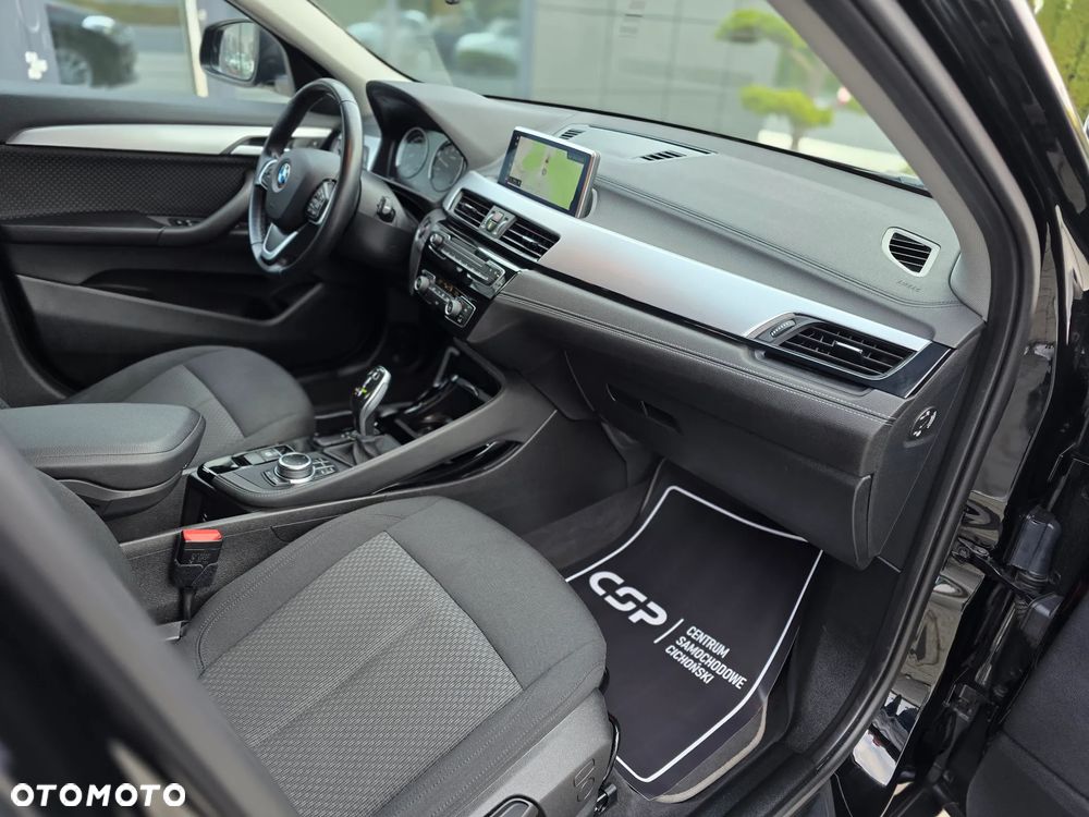 BMW X2 sDrive18i - 18