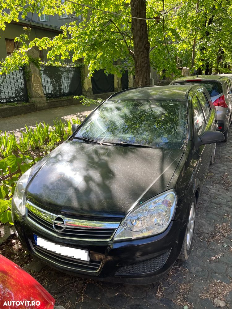 Dezmembrez Opel Astra H break negru 2007 1,7 CDTI Z 20R - 4
