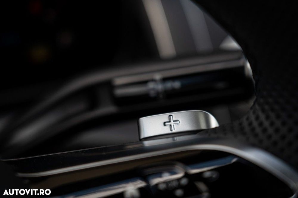 Mercedes-Benz GLC - 19