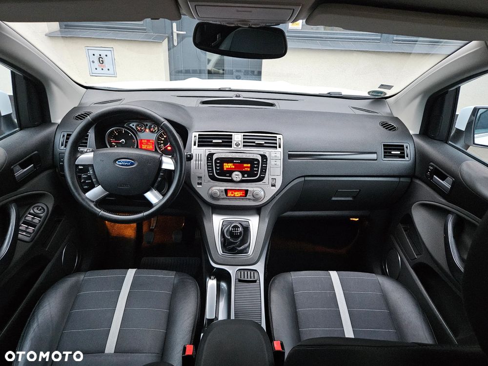 Ford Kuga 2.0 TDCi Titanium - 7
