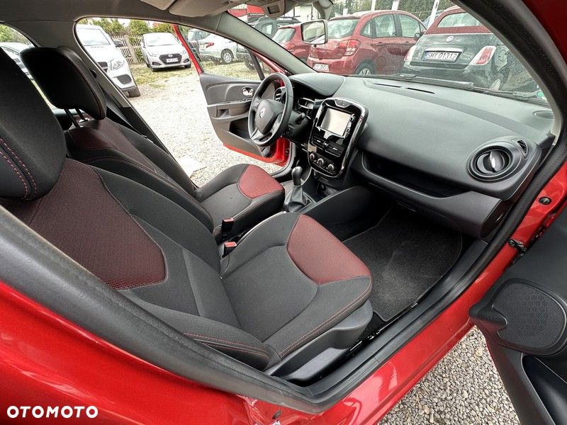 Renault Clio 1.2 16V 75 Life - 19