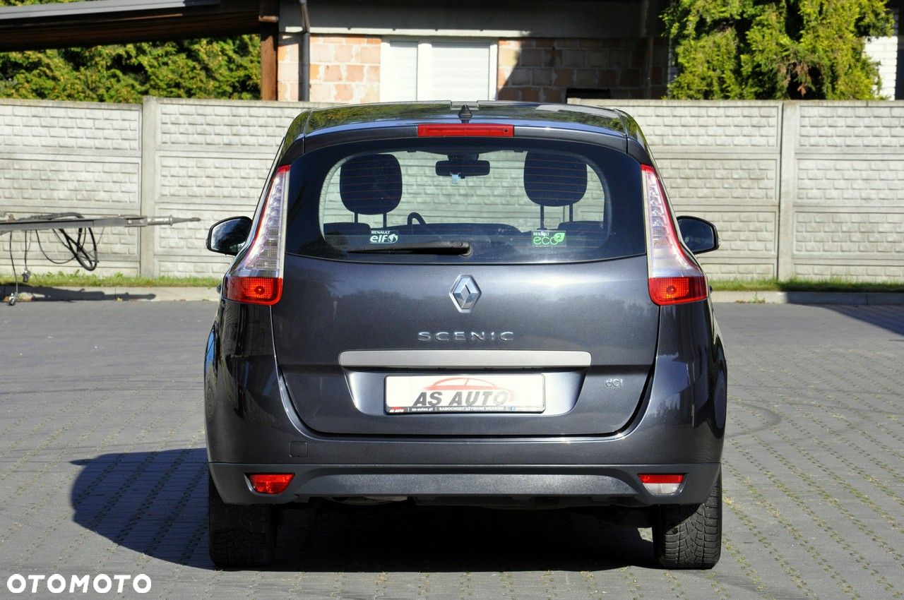 Renault Grand Scenic - 31
