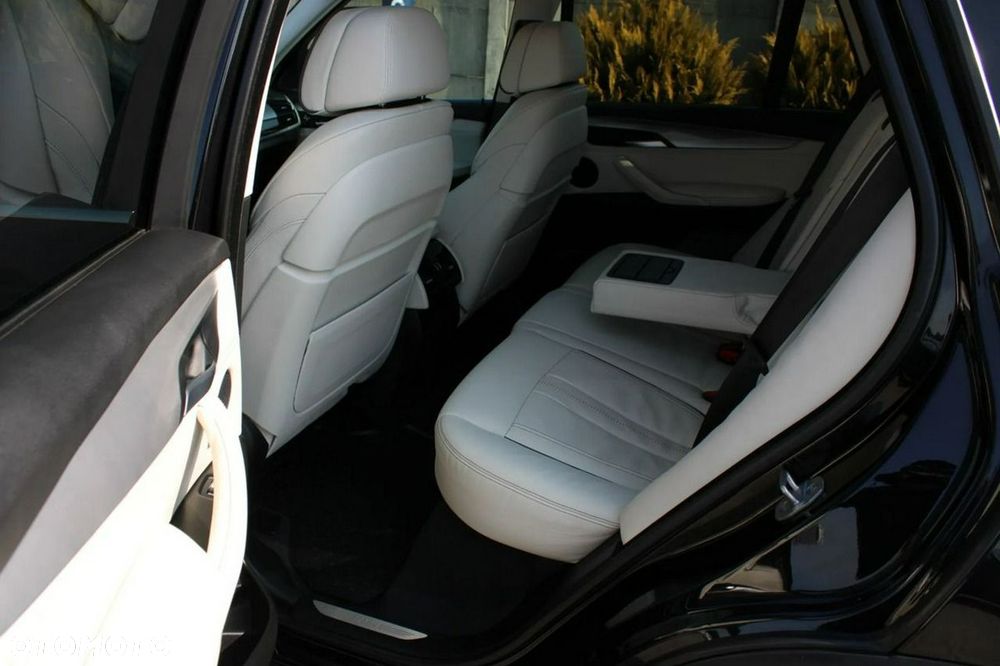 BMW X5 xDrive30d - 32