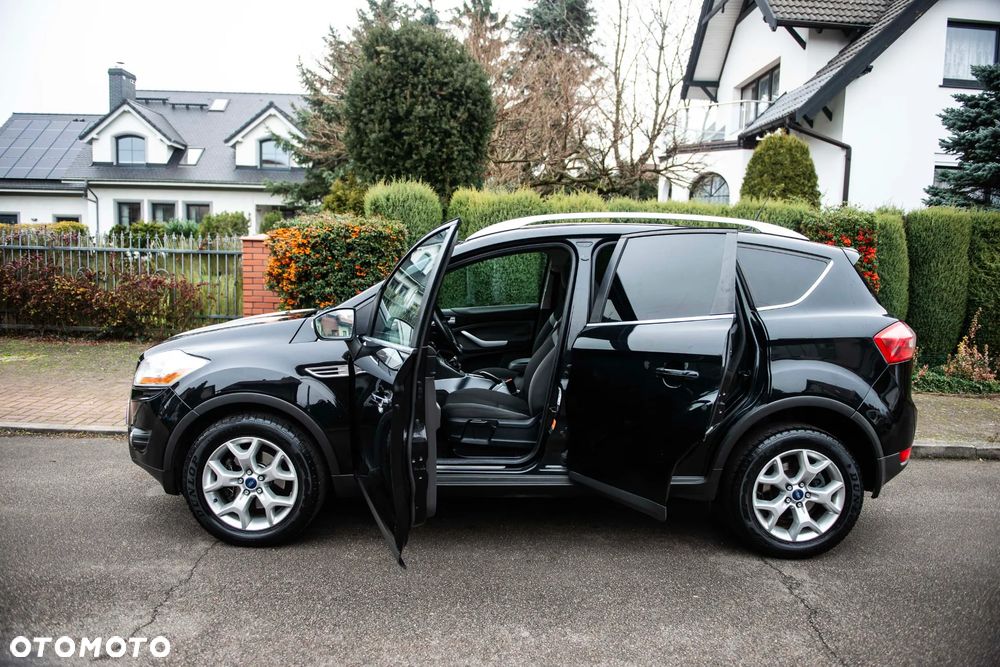 Ford Kuga 2.0 TDCi 4x4 Titanium - 16