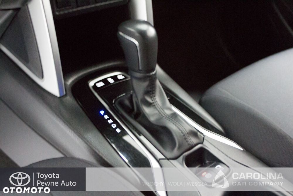 Toyota Corolla Cross - 10