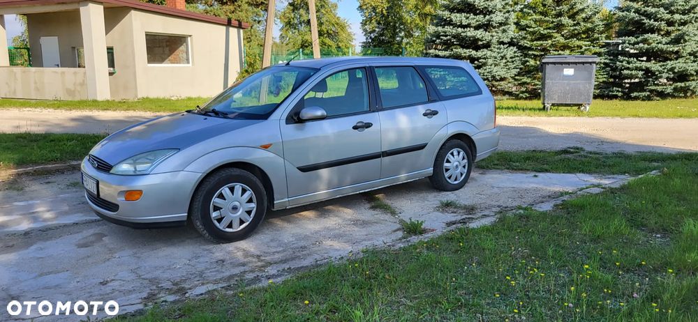Ford Focus 1.4 Trend - 7